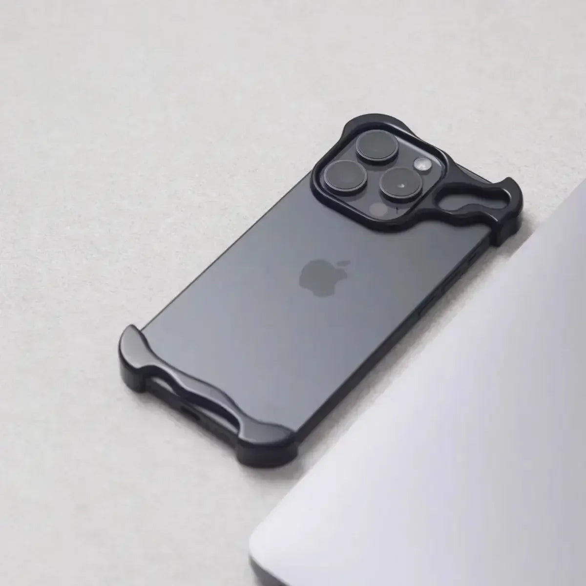 Nordic Case "Arctic Armor"